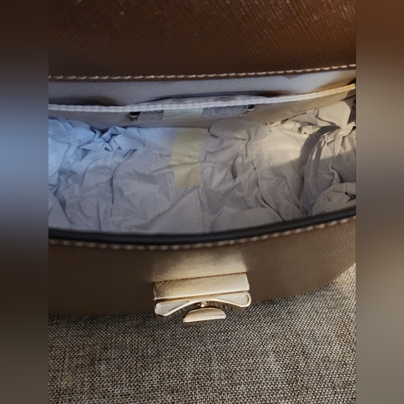 NWT Kate Spade rose gold handbag and wallet set - Picture 8 of 12